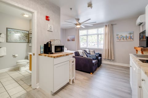 Smith Mtn Lake Retreat: Indoor Pool/Hot Tub Access Apartment in Smith Mountain Lake