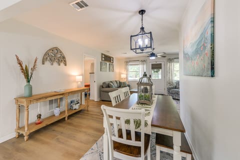 Walk to Dtwn Pine Mountain! Quiet Cottage w/ Yard House in Pine Mountain