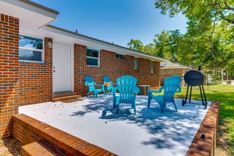 6 Mi to Dtwn Pensacola: Family-Friendly Gem! House in Pensacola