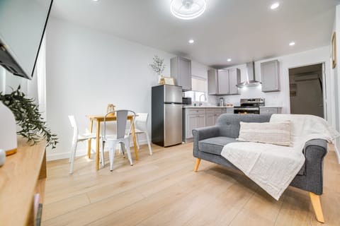 Work & Play! Apt < 1 Mi to Chino Valley Hospital Apartment in Chino