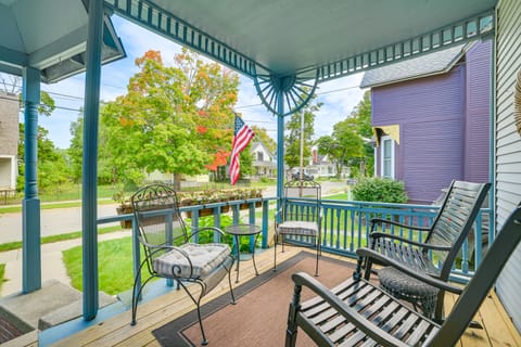 Steps to Dtwn & River! Boyne City Family Retreat House in Boyne City