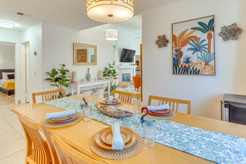 Pool Access, WFH Ready: Home in Palm Desert House in Indian Wells