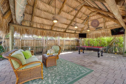 Fish, Swim & Relax Poolside! Deerfield Beach Oasis House in Deerfield Beach