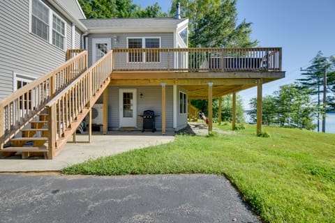 Walk to Lake Winnisquam Access: Cozy Retreat Apartment in Lake Winnisquam