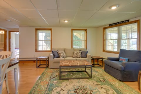 Walk to Lake Winnisquam Access: Cozy Retreat Apartment in Lake Winnisquam
