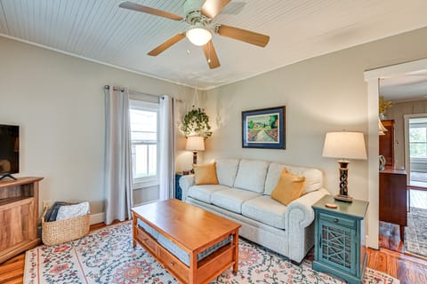 Rock Climb, Hike, Relax! Quiet Beattyville Retreat House in Kentucky