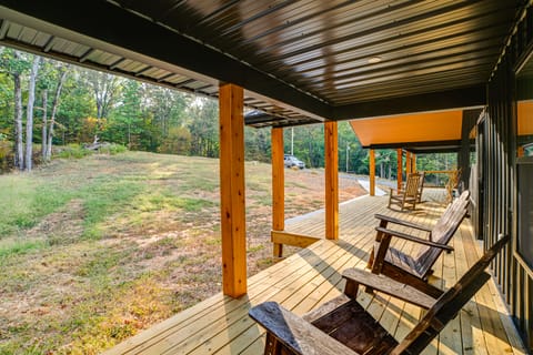 Walk to Lake Barkley! Family Home w/ Outdoor Oasis House in Lake Barkley