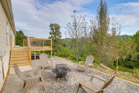 Deck w/ Mtn Views: Family-Friendly Asheville Home! House in Asheville
