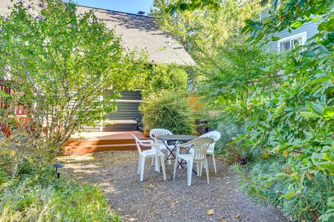 6 Mi to Dtwn: Pet-Friendly Home in Portland! House in Portland