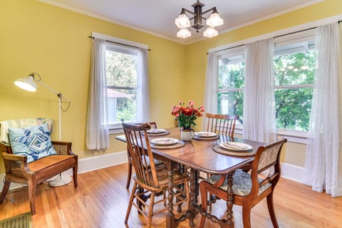 6 Mi to Dtwn: Pet-Friendly Home in Portland! House in Portland