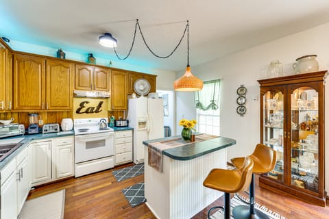 Families & Pets Welcome: Quiet Retreat in Bamberg House in South Carolina