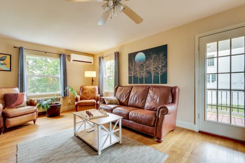 Home 2 Mi to Shenandoah Nat'l Park & Skyline Drive House in Front Royal