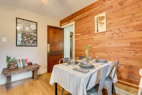 Home 2 Mi to Shenandoah Nat'l Park & Skyline Drive House in Front Royal