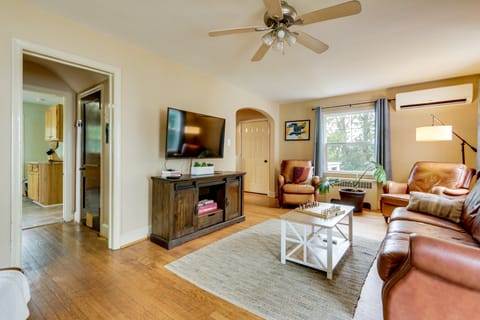 Home 2 Mi to Shenandoah Nat'l Park & Skyline Drive House in Front Royal