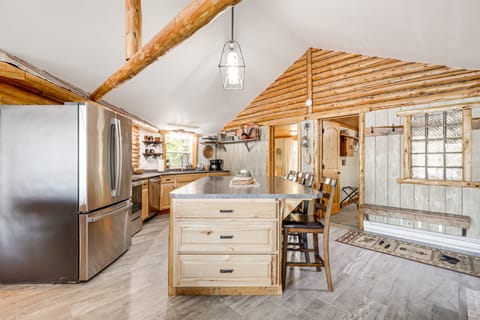 Water's Edge Retreat on Butternut Lake! House in Wisconsin