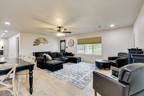 10 Mi to Red River Gorge: Peaceful Rural Getaway! House in Kentucky