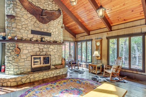 < 1 Mi to Trails: Wooded Home on Eagles Nest Lake! House in Minnesota