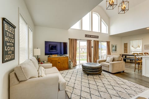 Sleek Getaway on Lake Wawasee w/ Private Dock! House in Indiana