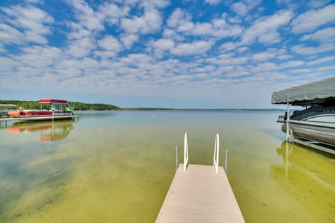 Pet Friendly Mullett Lake Cabin w/ Dock! House in Michigan