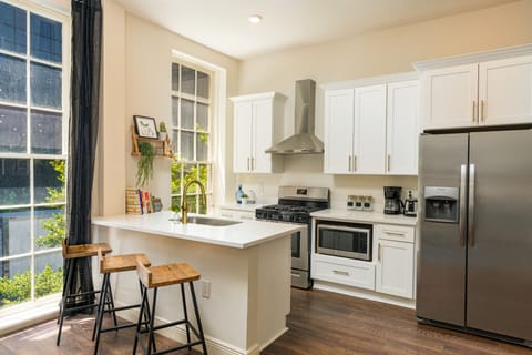 Walkable 'NOLA Escape' Near French Quarter! Apartment in French Quarter