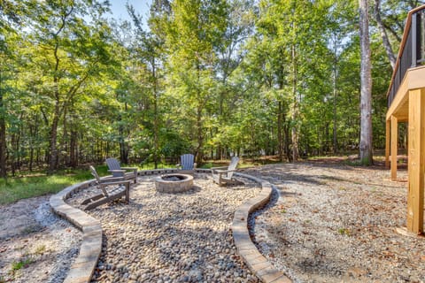 Secluded Lake Lanier Cabin w/ Game Area House in Lake Lanier