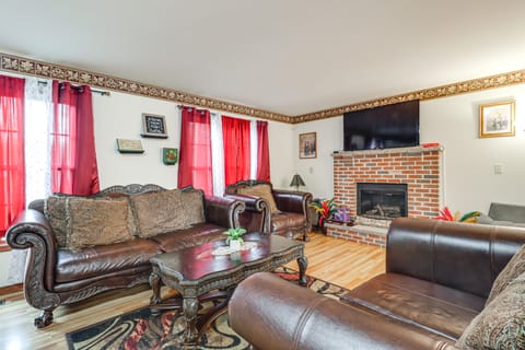 < 1 Mi to Lake: Family Home in Albrightsville! House in Tunkhannock Township