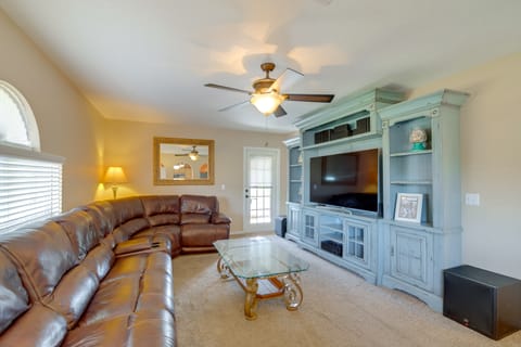 Games, Bikes & Kids’ Play Area: Ocala Family Home House in Florida