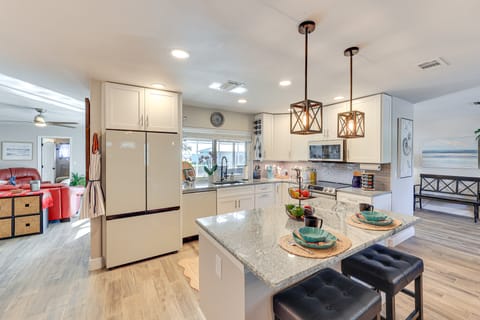 Golf & Swim: N Fort Myers Home w/ Canal Access House in North Fort Myers