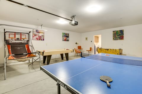 Heart of Dtwn Desert Hot Springs! Stylish Retreat House in Desert Hot Springs