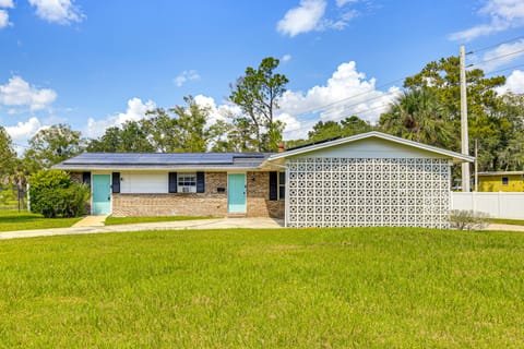 Angler’s Escape w/ River Access: JAX Townhome Apartment in Jacksonville