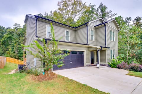 9 Mi to Downtown Atlanta: Quiet Eastside Apartment House in Panthersville