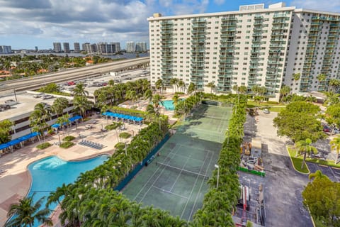 Steps to Sand! 10th-Floor Sunny Isles Beach Escape Apartment in Sunny Isles Beach