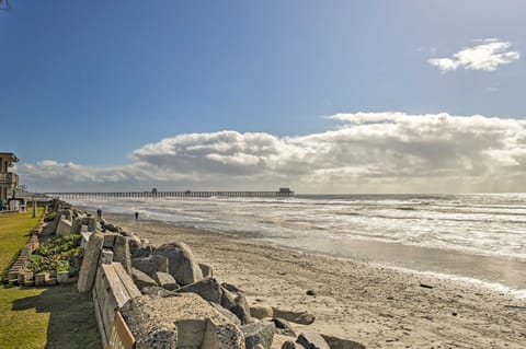 Steps to Shore: Condo w/ Resort Perks in Oceanside Apartment in Oceanside