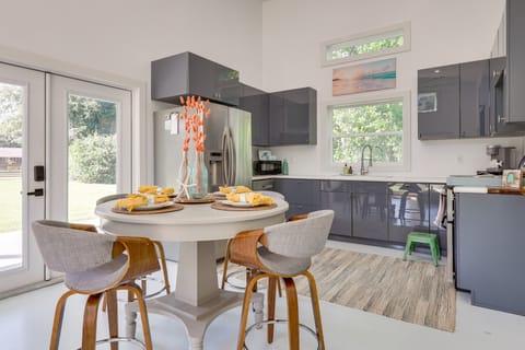 Fish, Boat & Unwind: Gem 6 Mi to Gulf Shores Beach House in Gulf Shores