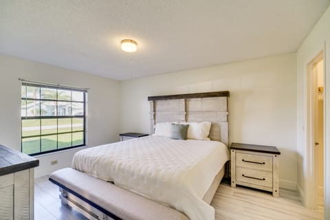 Florida Snowbird Retreat 15 Mi to Melbourne Beach House in Melbourne