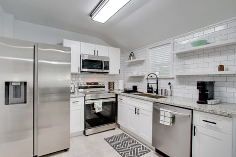 21 Mi to Dtwn Columbus: Quiet Country Escape Apartment in Ohio