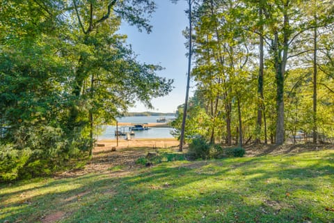Waterfront Lake Hartwell Home < 1 Mi to Marina! House in Lake Hartwell