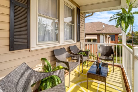 Pet-Friendly Oakley Gem w/ Large Backyard! House in Cincinnati