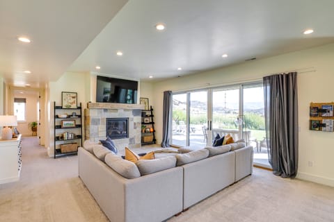 Family Wasatch Mountain Fun! Spacious Utah Home Apartment in Midway