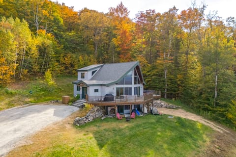4 Mi to Stratton! Group Getaway w/ Deck & Views House in Winhall
