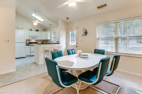 2 Mi to Bethany Beach! Family Getaway w/ Deck House in Ocean View