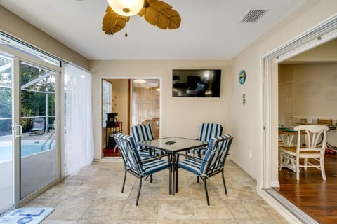 4 Mi to Port Charlotte Town Center: Group Retreat! House in Port Charlotte