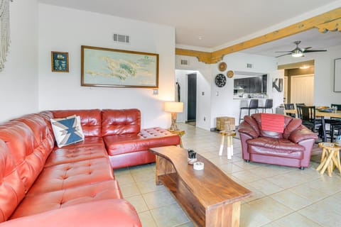 Mountain-View Escape Near Santa Ana Casino! House in Corrales