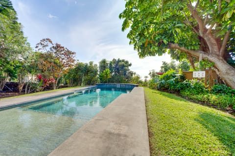 Rooftop Patio! Kailua-Kona Escape 6 Mi to Beach House in Kalaoa