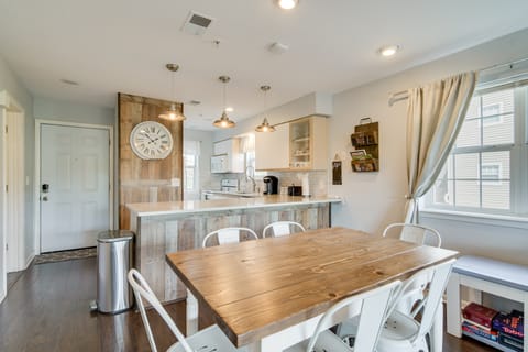 3 Mi to Dtwn! Holiday Hills Golf Retreat Apartment in Ozark Mountains