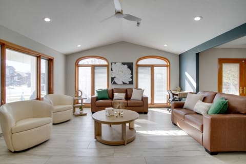 Private Pool & Yard: Spacious Brighton Home! House in Brighton