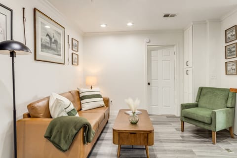 2 Mi to Ark Encounter! Walkable Williamstown Condo Apartment in Williamstown