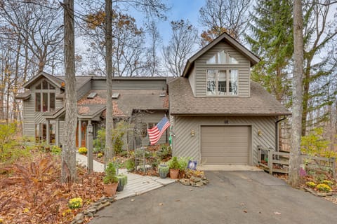 Grand Wintergreen Resort Home w/ Hot Tub! House in Nelson County