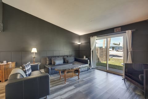 Stylish & Walkable! Pet-Friendly St Augustine Gem! Apartment in Saint Augustine