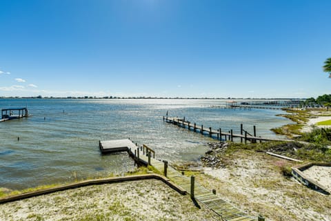 Gulf Shores Gem w/ Beachfront Patio & Sunset Pier! House in West Beach